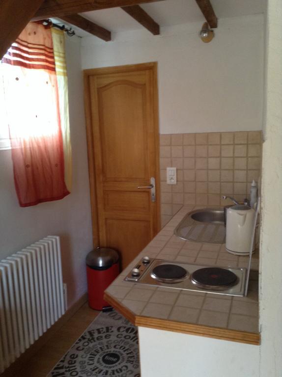 Chinchon Apartment L'Isle-sur-la-Sorgue Bagian luar foto