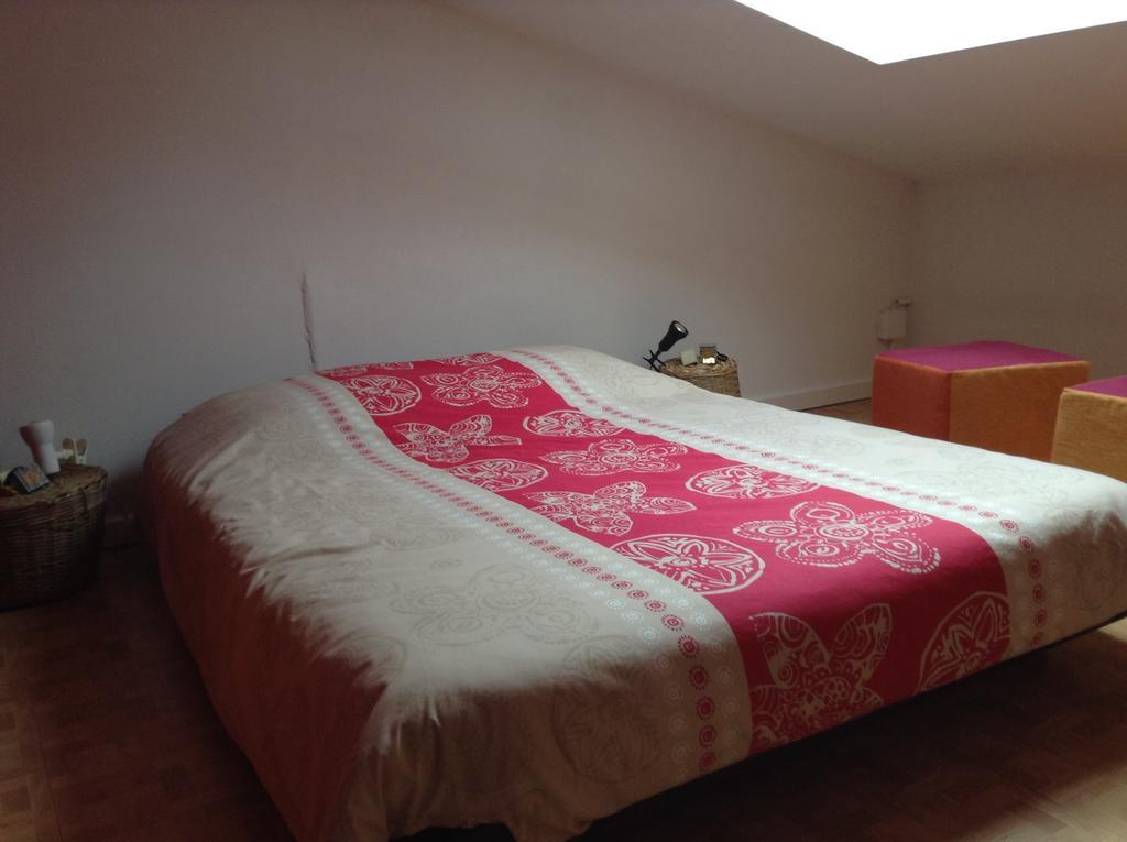 Chinchon Apartment L'Isle-sur-la-Sorgue Bagian luar foto